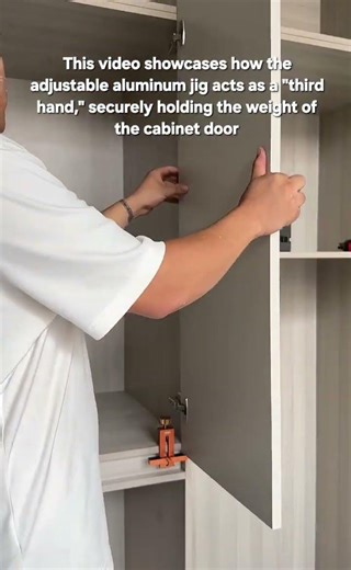 ​Master Cabinet Door Installation with This Precision Jig – Quick & Accurate!