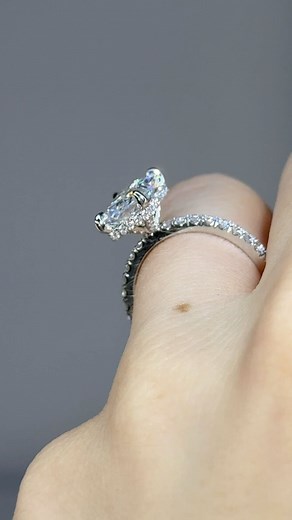 LG Certified Radiant 2.62ct F VS2 including Madison Setting available for $11,620 | Forever Diamonds NY