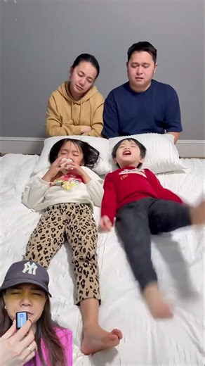 BROTHER AND SISTER FIGHT OVER MILK ⁉️MOTHER AND FATHER ARE CONFUSED 😱