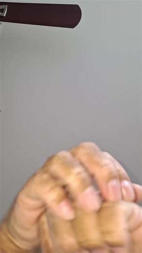 It never stops. #eczema #scratch | Back Scratching