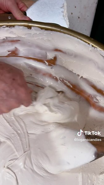 Dreamy Divinity Fudge Recipe