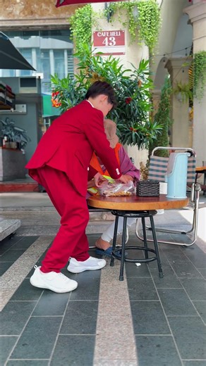 A meal filled with kindness [KID BOSS] #kindness #hero #respect #help #good