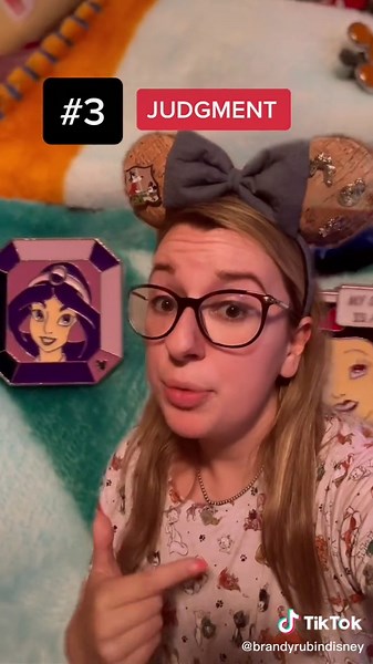 Disney Pin Trading Tips: Spotting Real vs. Fake Disney Pins