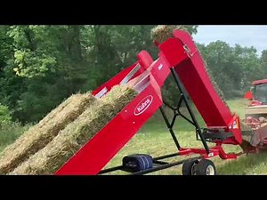 Bailing hay with 10 bale kuhns accumulator