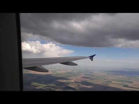 A flight over the American Midwest, no commentary takeoff and ascent to altitude