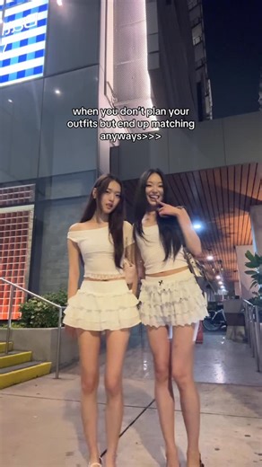 tracy 손수민 on Instagram: "unintentionally matching🫶🏻"