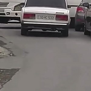 İndi biri çıxıb yazacaq “bacarana can qurban” | Avtomobil Elanlari