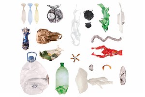 The estimated decomposition rates of common marine debris items