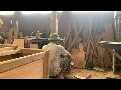 "Building a Wooden Dining Room Table"