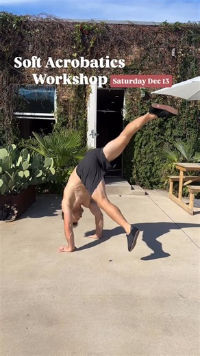 The Movement Standard ™️ on Instagram: "Soft Acrobatics is one of the most powerful ways to evolve your movement map. It upgrades the tissues of the body while teaching you to use your strength and mobility in an elastic, dynamic, expressive way. At its core, Soft Acrobatics begins with foundational variations of the cartwheel but the real magic is in how we connect those movements. We build sequences that are soft, fluid, continuous… a conversation between the body and the ground. If you’re loo
