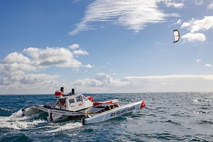 Francisco Lufinha crosses the Atlantic on a kite-powered boat
