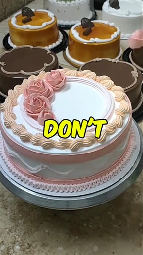 Why do girls sound like an ambulance… don’t ask 😭🚑 #relatablestories #comedy #funnymemes