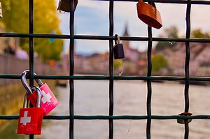 Honeymoon in Switzerland – 8 Most Romantic Locations - AlphaZug