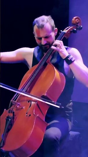 The moment I stop performing — Viva La Vida (Cello Storm Live)