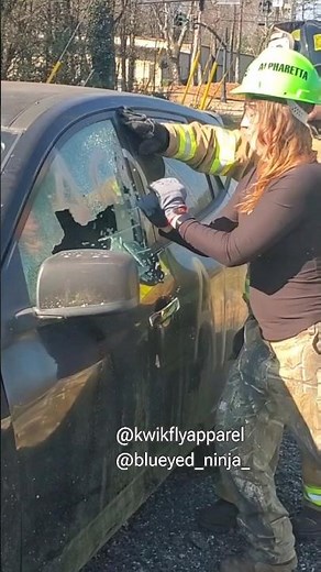 Pocket Knife Window Breaker vs Spring Loaded Drill Punch #kwikflyapparel #car #emergency #spring