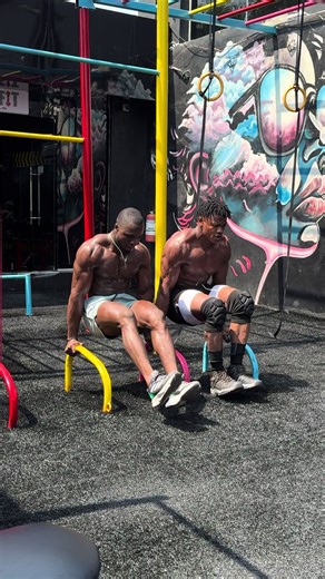 Partner hit workout 🏋️‍♀️🔥 Every second you hold on, you get stronger. #viral #motivation #fyp