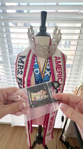 Disney Pin Mail: Jessica and Roger Rabbit!