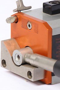 [Hot Item] Powerful Magnetic Lifter with Lift Eye Hook 300kg