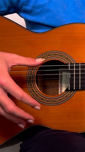 Rumba guitar lesson #guitar #tutorial #rumba #flamenco #guitarlessons #learning | Kaou Loiffi