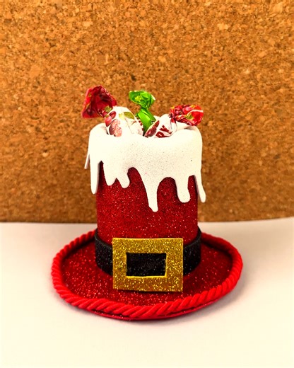 DIY Christmas candy hat everyone will love🎩🍬