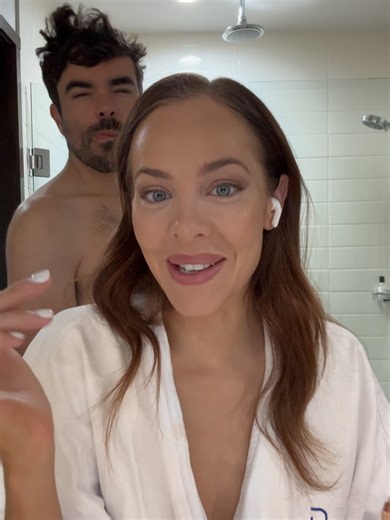 MacKenzie Porter on Reels