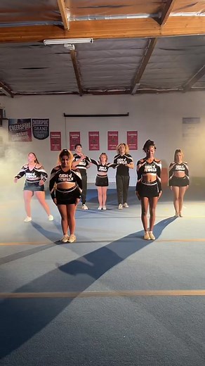CHEER DANCE 💗 #foryoupage #cheerleading #viral