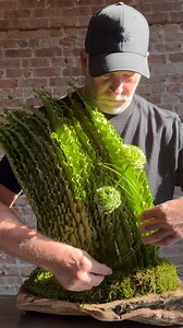 WAVE• Asplenium Osaka | Pon Pon Ranunculus // Waving | epoch.floral