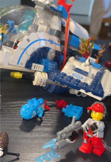 Kilo 4 Defends Crashed Titan Gunship