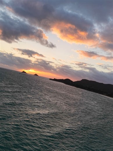 Sunrise at Kalama Beach Park in Kailua O'ahu Hawaii #beach #adventure #beautiful #outdoors #hawaii