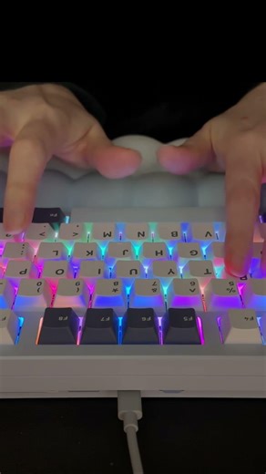 Creamy Keyboard Typing ASMR ❤️ (No Talking)
