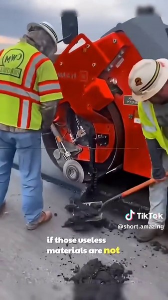 Road Problem in America 🚧😳_shorts #ytshorts #foryoupag #tiktokstory #emotionalst #emotionalstory