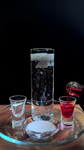 Color Explosion in Sprite 💥🥤#satisfying#asmr#shorts#youtubeshorts#carbonated#colorreaction#asmr