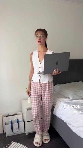 тгк: bghv.a on tg🎀 #рек #тренд #рекомендации #smm #удаленка