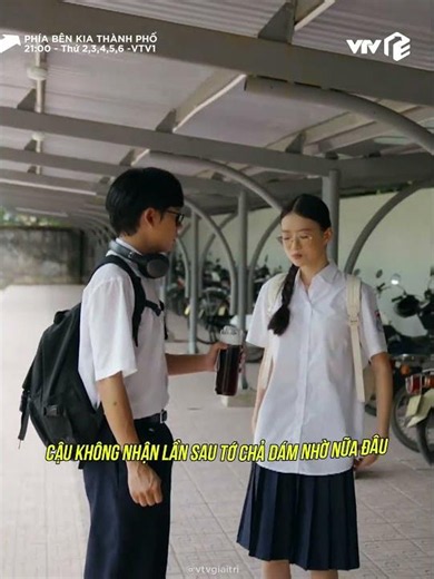 Có gì đó không bình thường hihi... | Phía Bên Kia Thành Phố | Tập 18