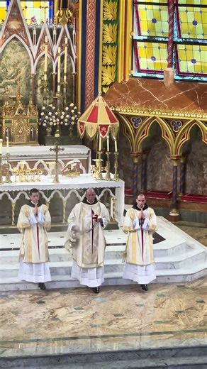 Incensing the Altar | First Saturday Devotion | Holy Mass