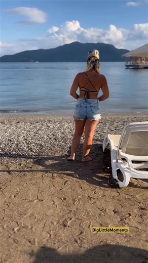 #reels #fbreels #reelsvideo #beach #beachlife #beachwalk #beachwaves #reelsviral #beaches #reelsupload #beachday #beachparty #reeloftheday #beachvolleyball #facebookreels | Good Notes