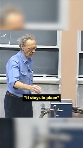 Professor Lewin Explains Bernoulli’s Principle With A Simple Experiment 🤯