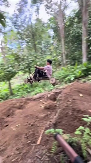 POV: Wood Cart race in Philippines. FULL VIDEO ON MY YT | Kart Racing