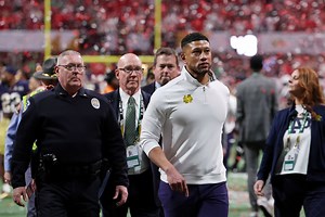 Reporter labels Notre Dame’s locker room as “Amateur hour” following heartbreaking CFP national championship loss against Ohio State