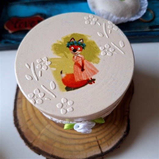 Wooden Baby Keepsake Box - Handmade Small Round Trinket Box With Lid, Fox Design - Etsy