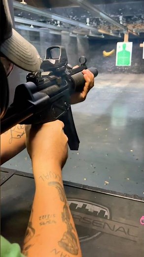 Shooting the MP5SD in Full Auto