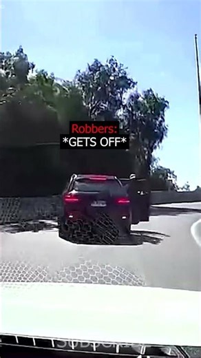 Genius Driver Escapes An Armed Robbery