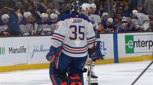 Oilers’ Jarry forced to exit game after suffering apparent lower-body injury