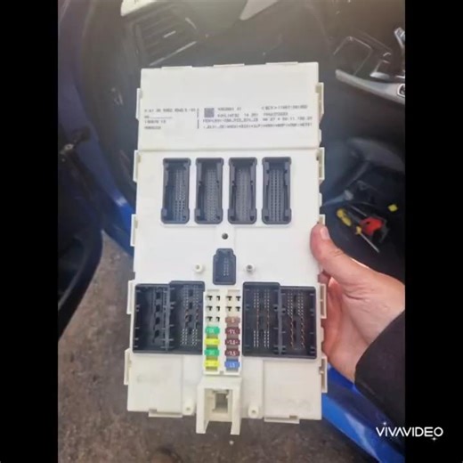 BMW 3 series F30 FEM module removal to program key. #autolocksmith #bmw #keyprogramming #xhorse #fem