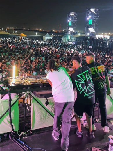 At Grounds of Dreams 2026 in Colombo the night came alive. Lights and visuals electrified the crowd, turning the Port City Main Ground into a dreamscape of sound and emotion. @Echo Daft ( official ), Kyotto and @[ k r y p t o n e ] commanded the closing B3B set, building tension with layered effects and rising intensity. Every moment felt heavier and every beat pulled the crowd closer. The drop hit powerful, unforgettable and soul shaking.☄️ This is the sound, the energy and the moment that defi