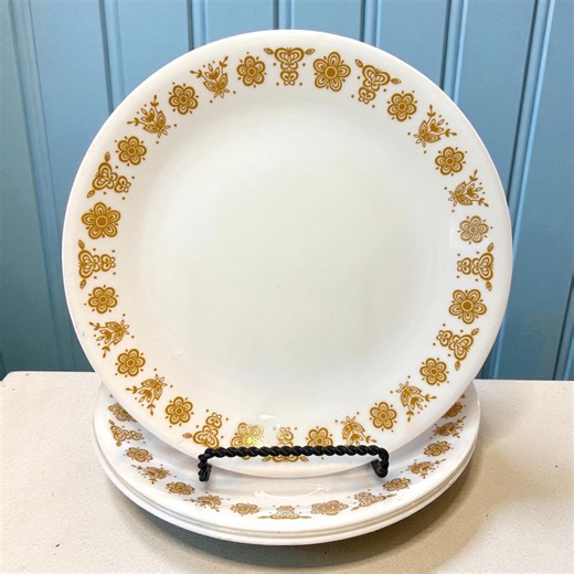 Vintage Set of Corelle/ Pyrex Compatible Butterfly Gold 8.5 Inch Plates - Corelle Livingware by Corning, Made in USA, Butterflies Flowers - Etsy