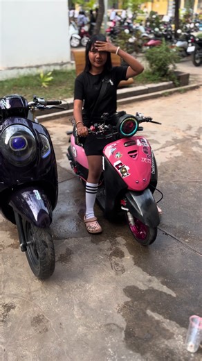 Explore 50s Style Trends and Motorcycles