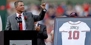 Best Braves player to wear each uni number