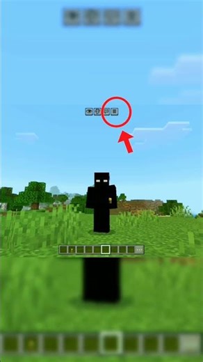 video demonstrates how to enable a quick-toggle camera button in Minecraft Bedrock (Pocket Edition)