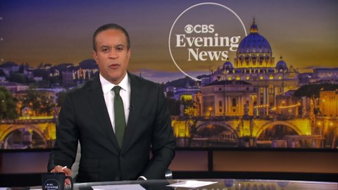 Mourners line up by the thousands to pay respects to Pope Francis in open coffin